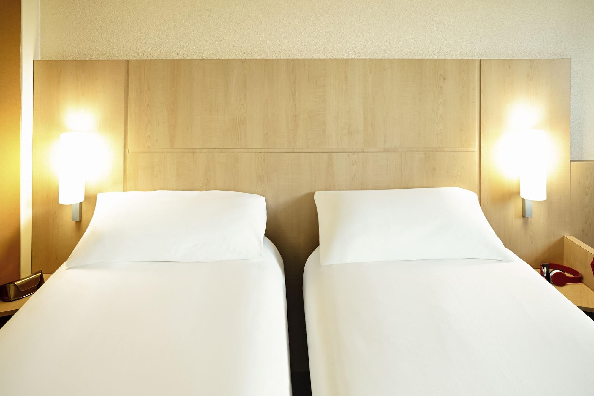 Ibis Nantes Centre Gare Sud Hotel Bagian luar foto