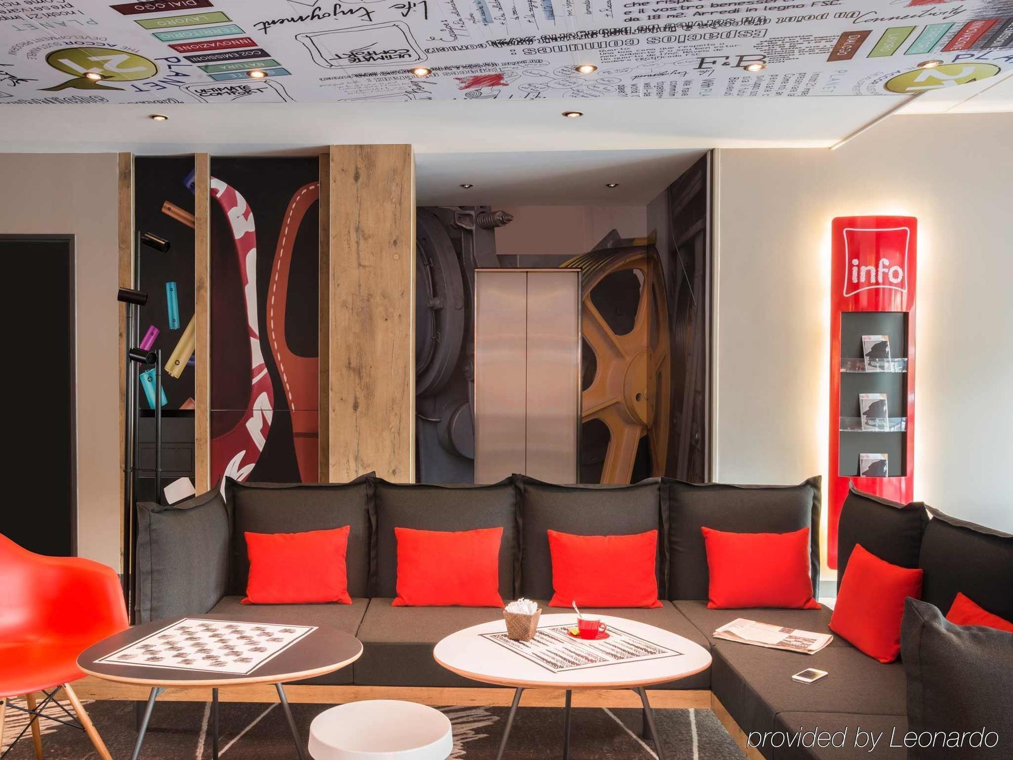 Ibis Nantes Centre Gare Sud Hotel Bagian luar foto